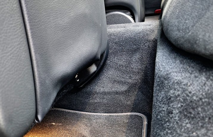 2021 Mercedes C 220 d - tunel