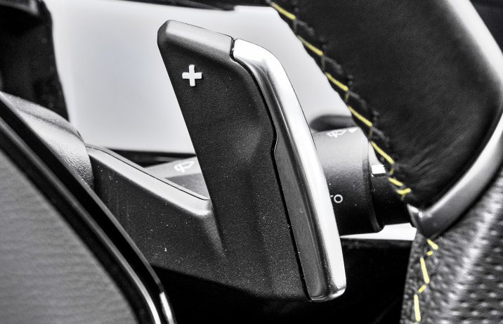 Peugeot 508 PSE SW - łopatka