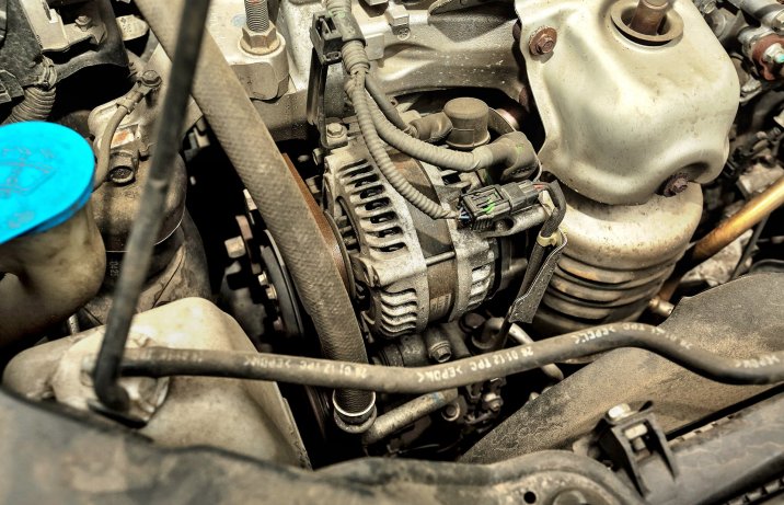 Używana Honda Accord VIII 2.0 Tourer – osprzęt silnika