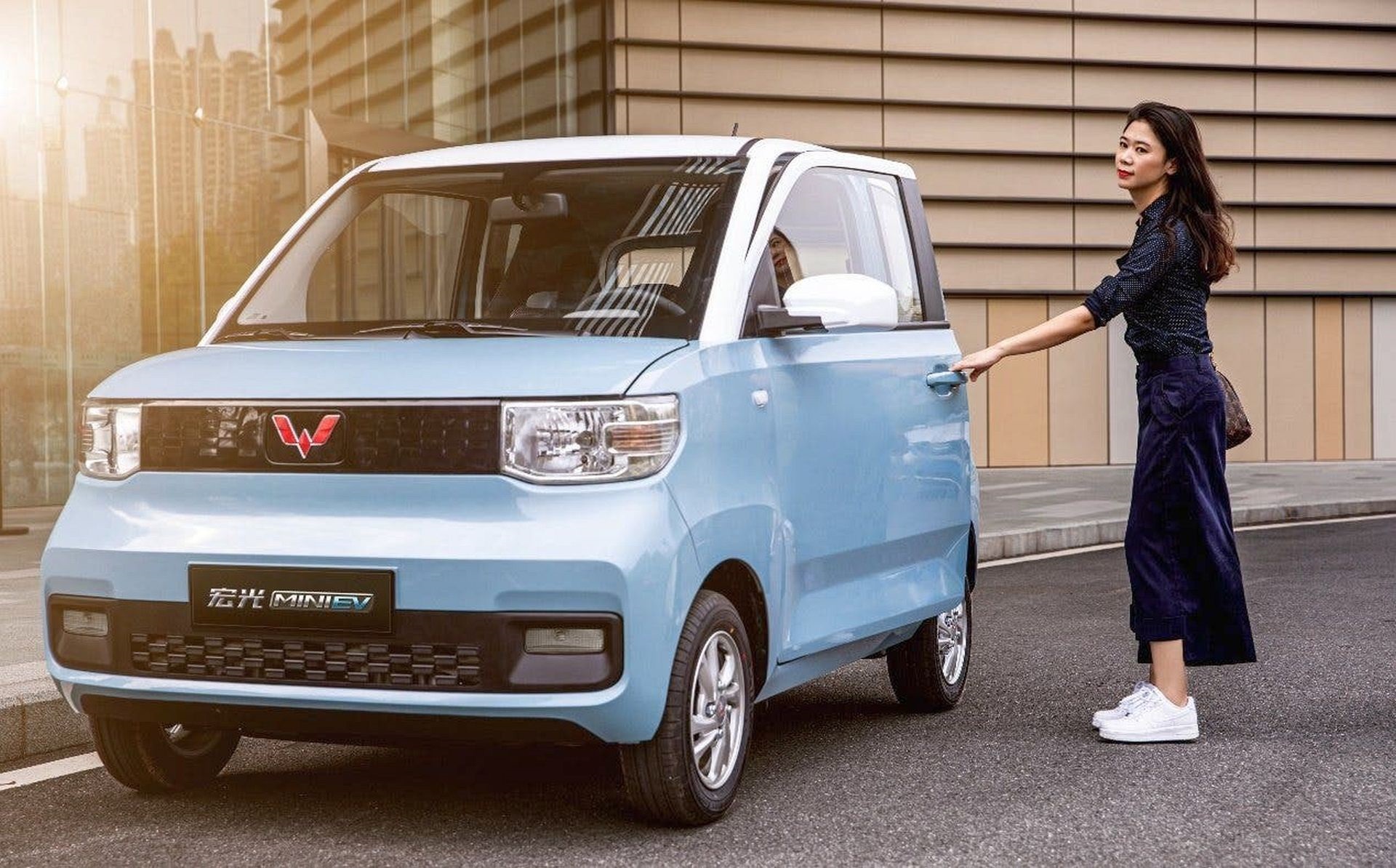 Wuling Hong Guang Mini EV - przód