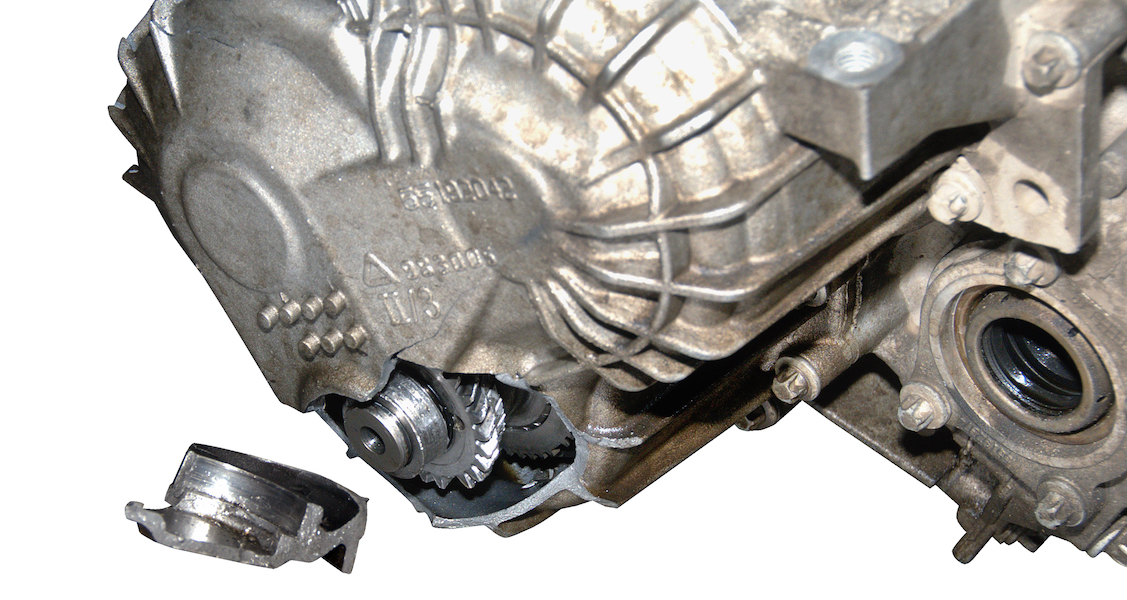 Uszkodzona skrzynia biegów Opel M32