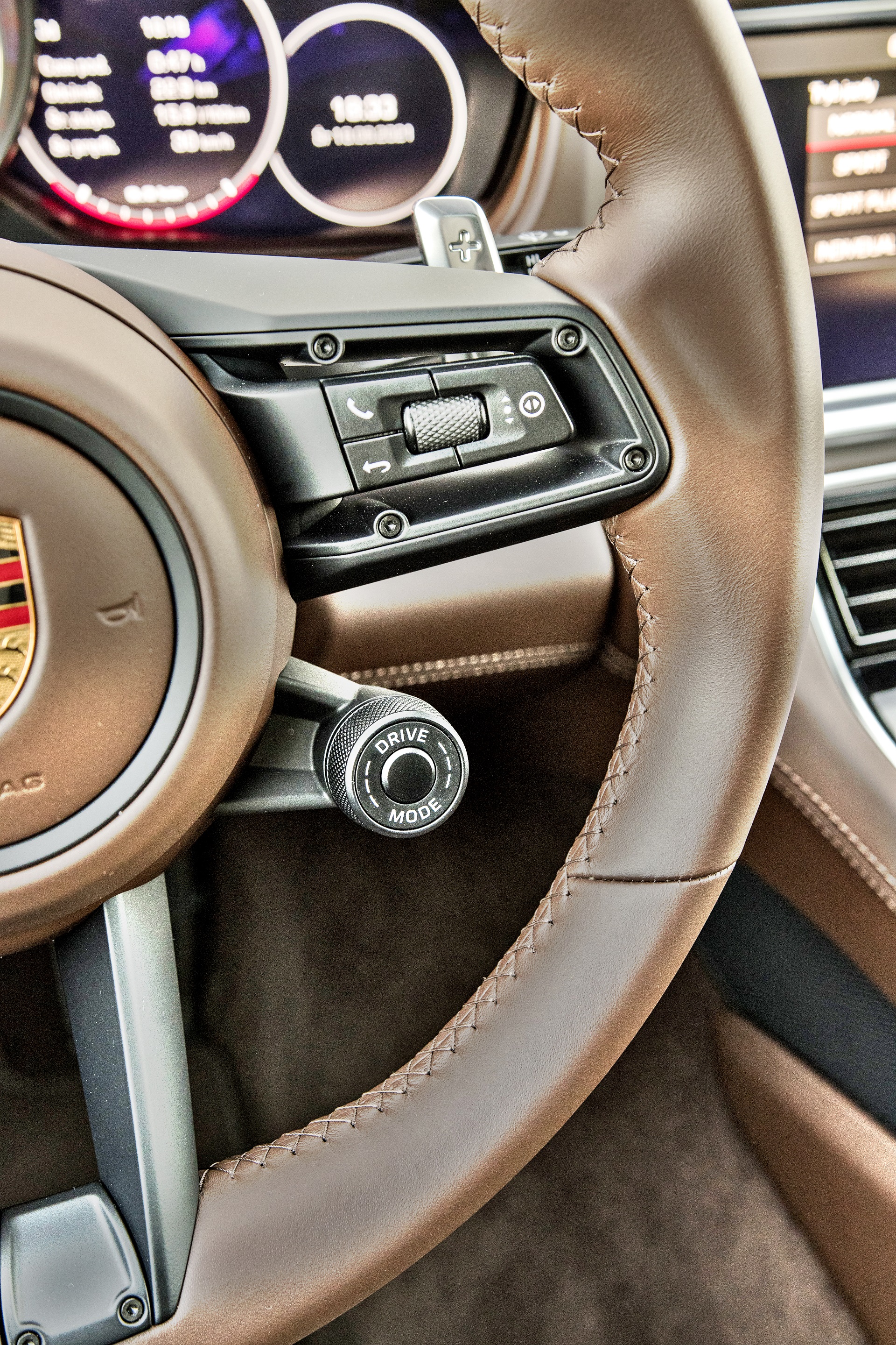 Porsche Panamera Turbo S - przełącznik