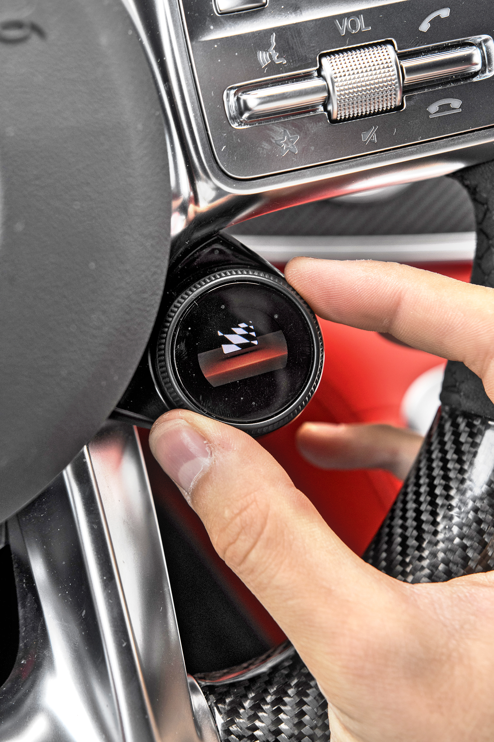 Mercedes-AMG GT 4d 63 S 4Matic - przełącznik