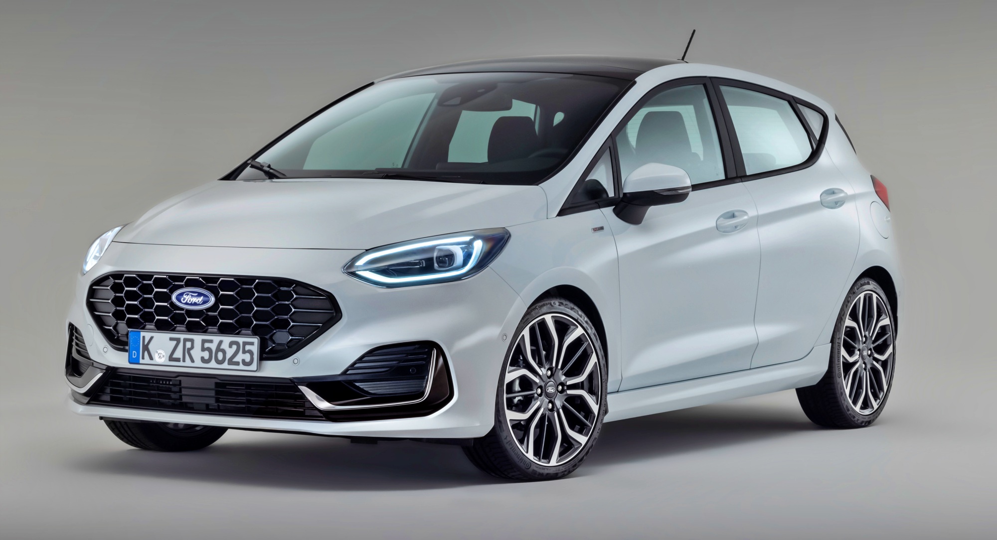 Ford Fiesta przód