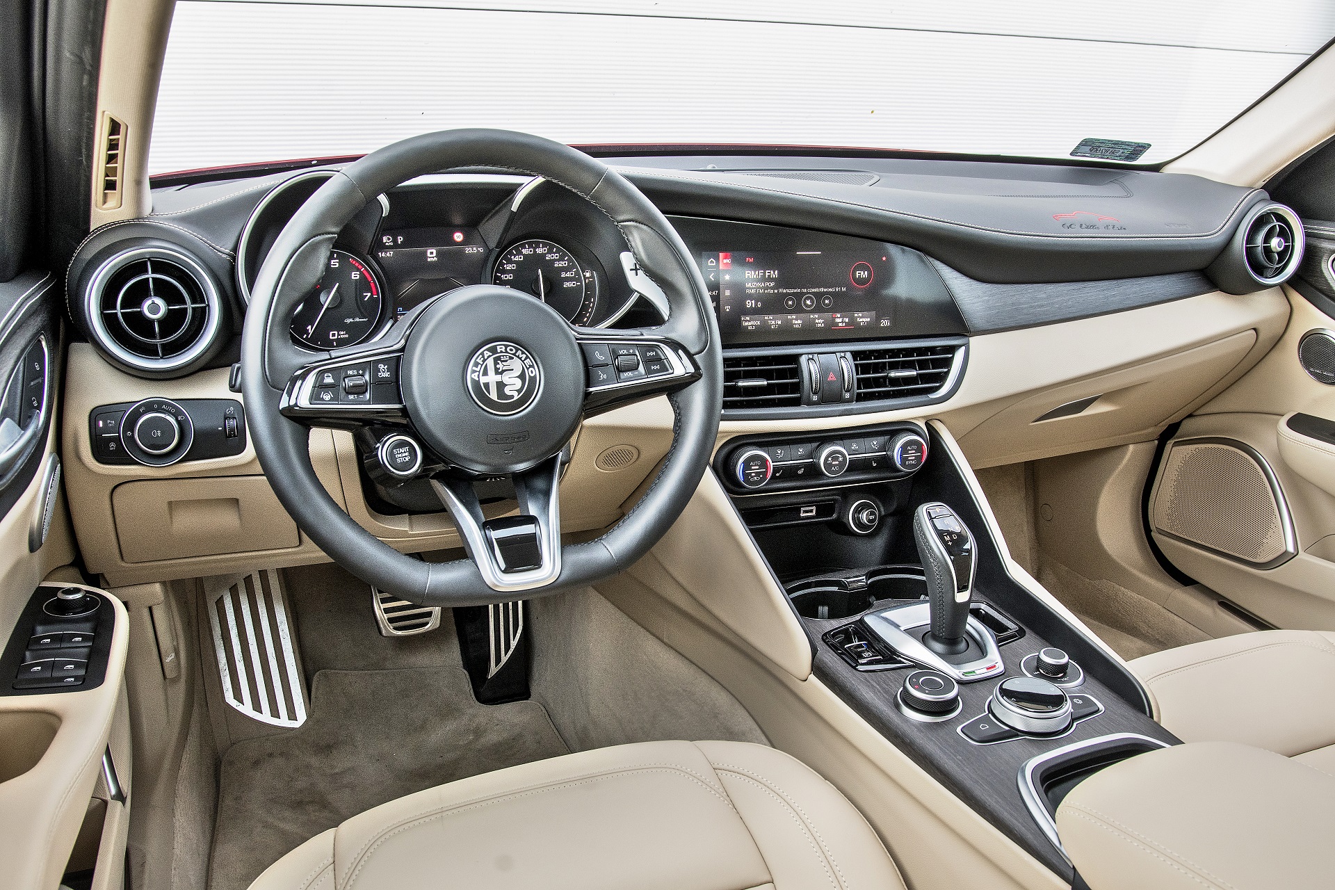 Alfa Romeo Giulia 6C Villa d'Este - deska rozdzielcza