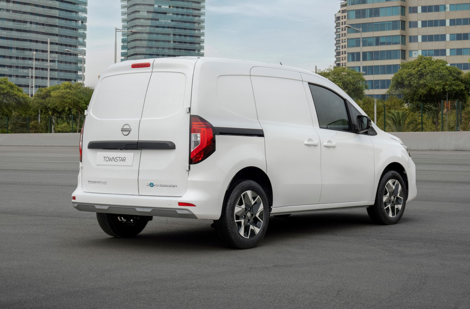 Nissan Townstar - tył