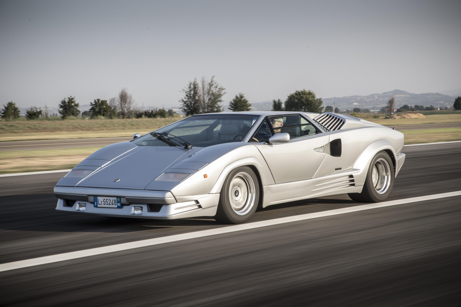 Lamborghini Countach Anniversario - przód