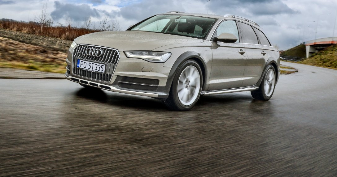 Audi A6 (C7) Allroad 3.0 TDI przód i bok na łuku drogi