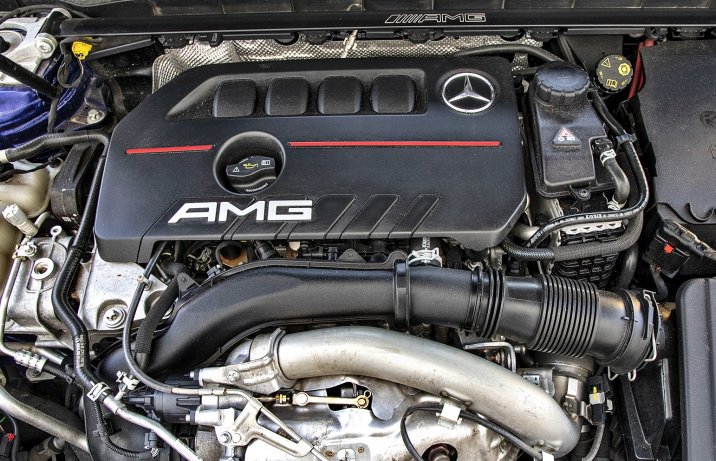 Mercedes-AMG GLB 35 4Matic - silnik