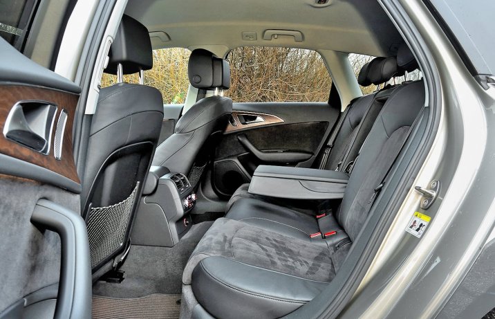 Audi A6 (C7) Allroad 3.0 TDI – kanapa