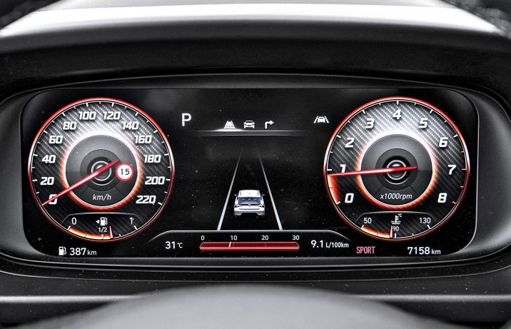 2021Hyundai Bayon 1.0 T-GDI 7DCT - cyfrowe zegary