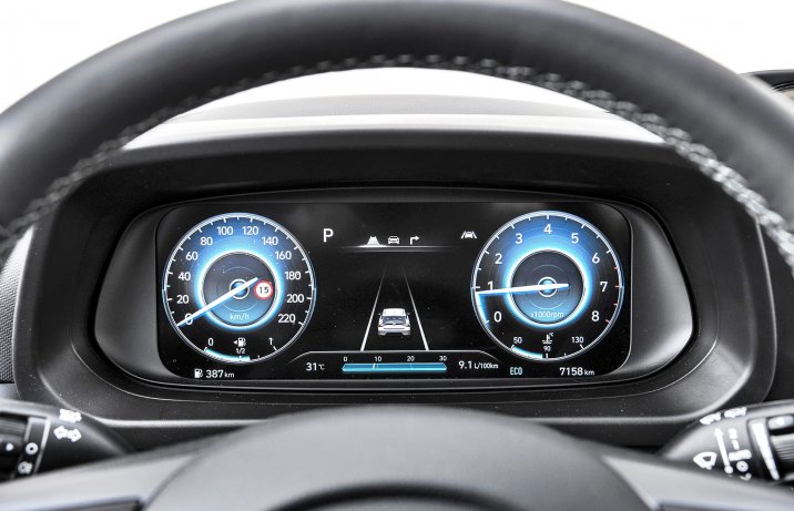 2021Hyundai Bayon 1.0 T-GDI 7DCT - cyfrowe zegary