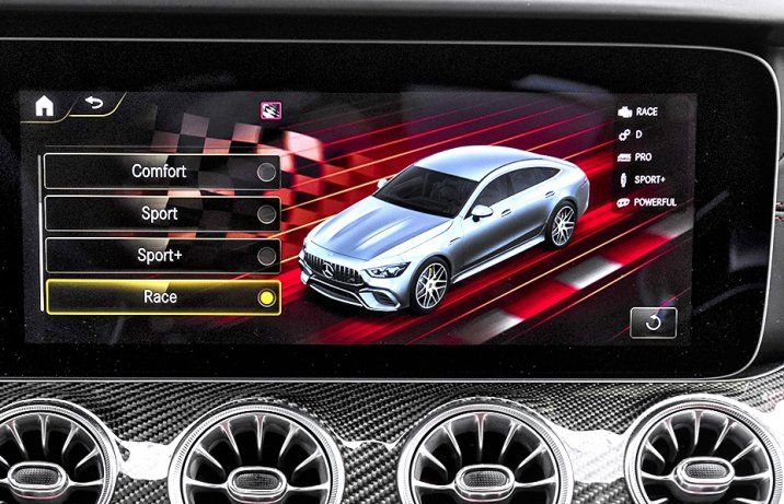 Mercedes-AMG GT 4d S 63 4Matic+ - ekran