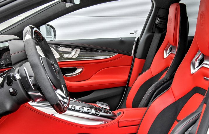 Mercedes-AMG GT 4d S 63 4Matic+ -fotel