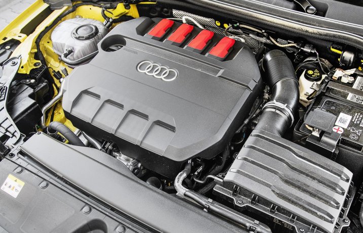 2021 Audi S3 Sportback - silnik