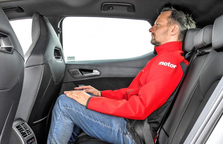 2021 Cupra Leon 2.0 TSI - kanapa