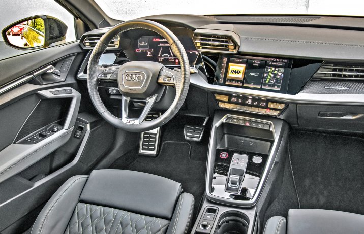 2021 Audi S3 Sportback - deska rozdzielcza