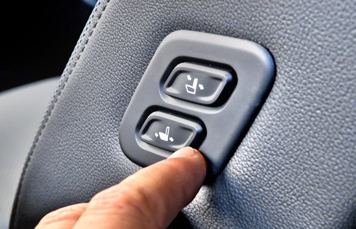 2021 Hyundai Tucson - przycisk