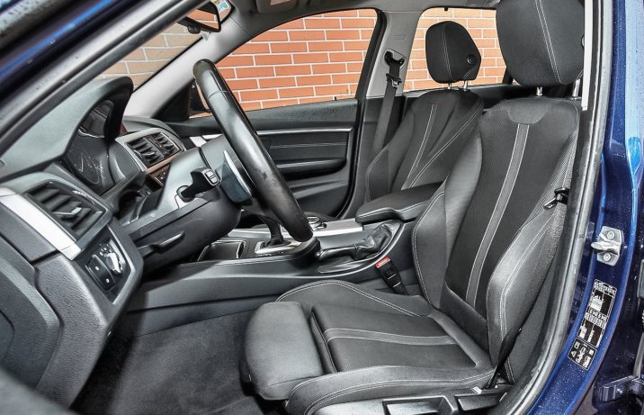 BMW 320d xDrive F31 – fotele