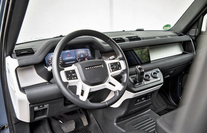 Land Rover Defender 90 D200 Hard Top - deska rozdzielcza