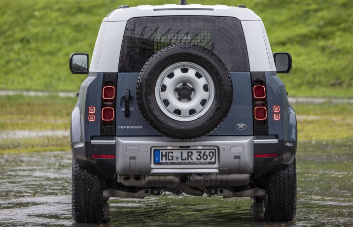 Land Rover Defender 90 D200 Hard Top - tył