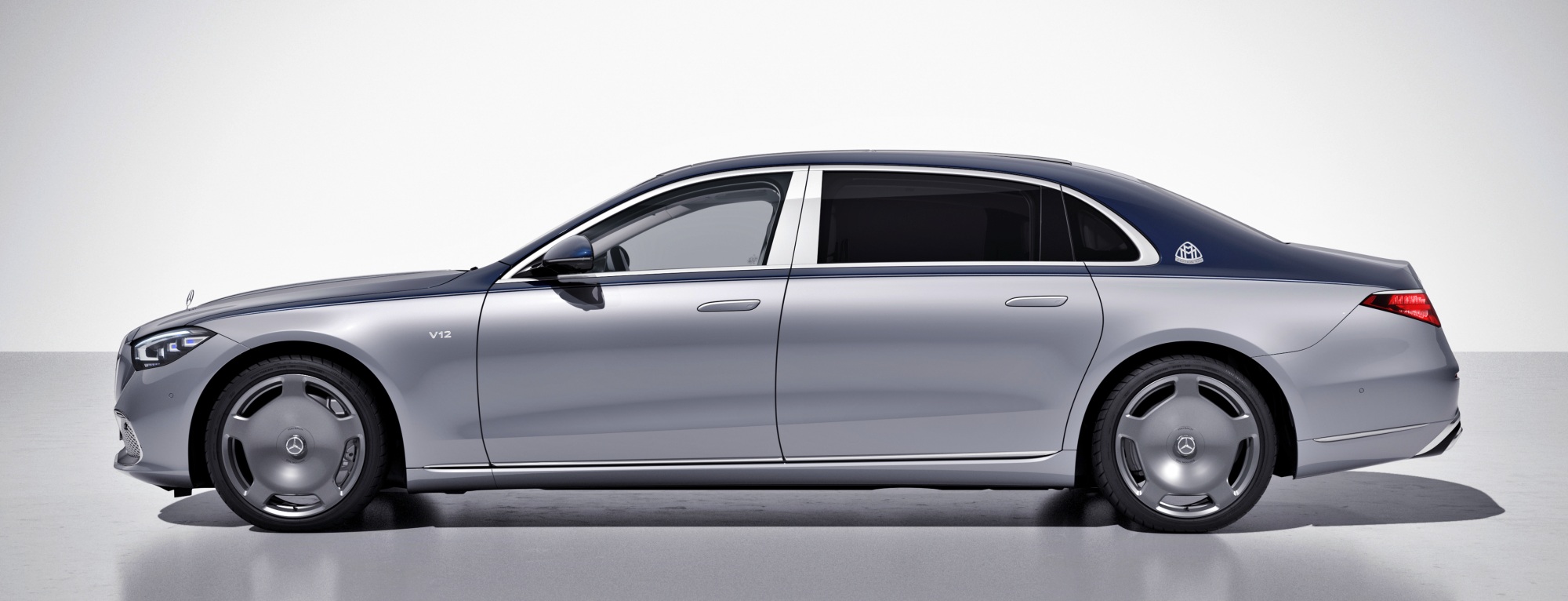 Mercedes-Maybach klasy bok