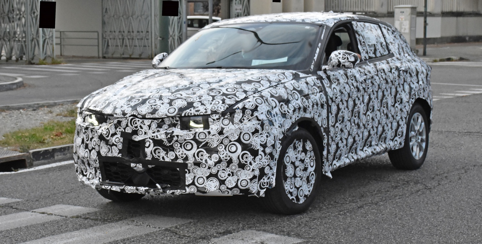 Alfa Romeo Tonale - przód