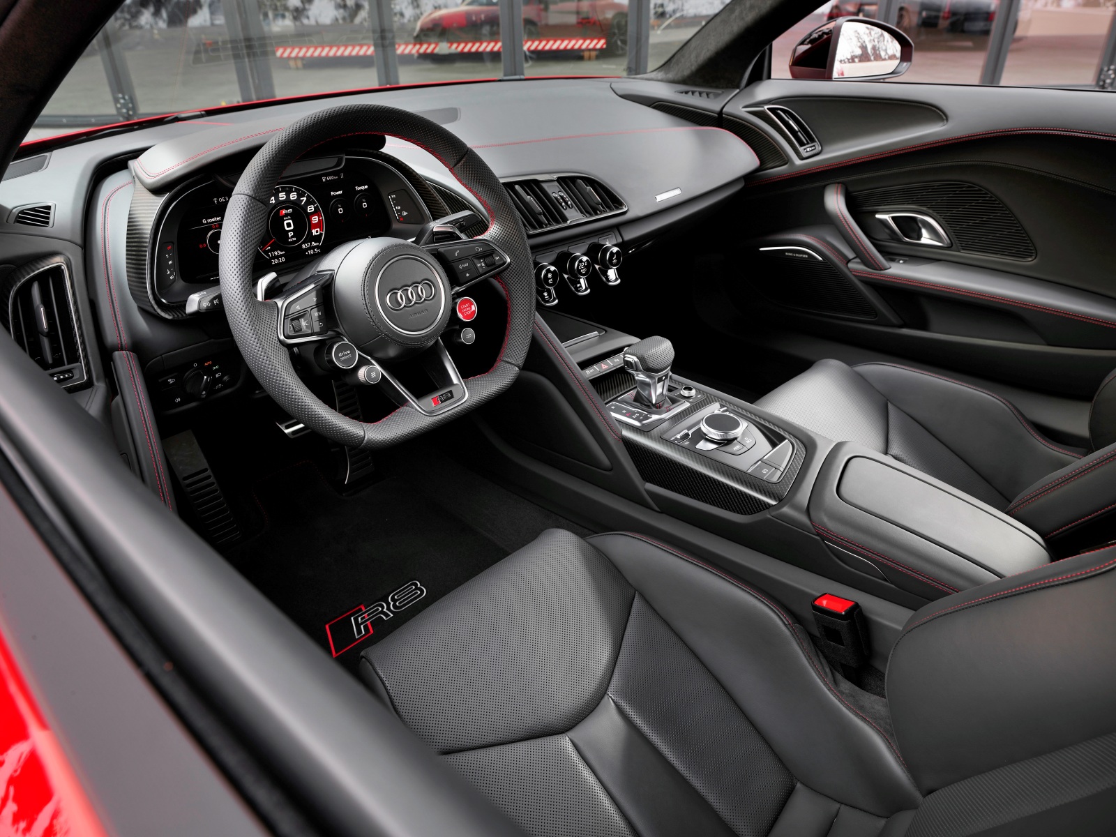 Audi R8 wnętrze