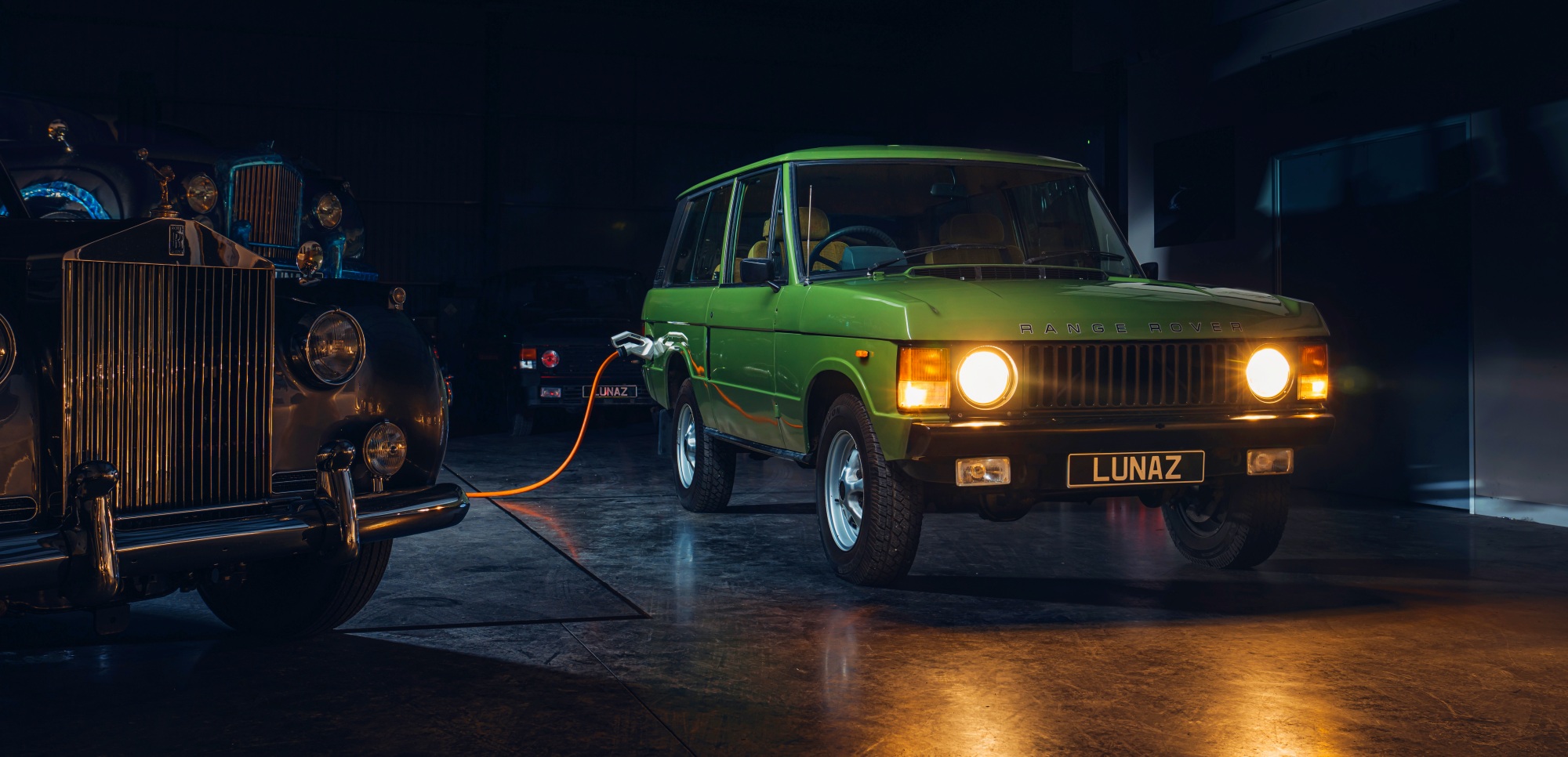 Range_Rover_Classic_by_Lunaz