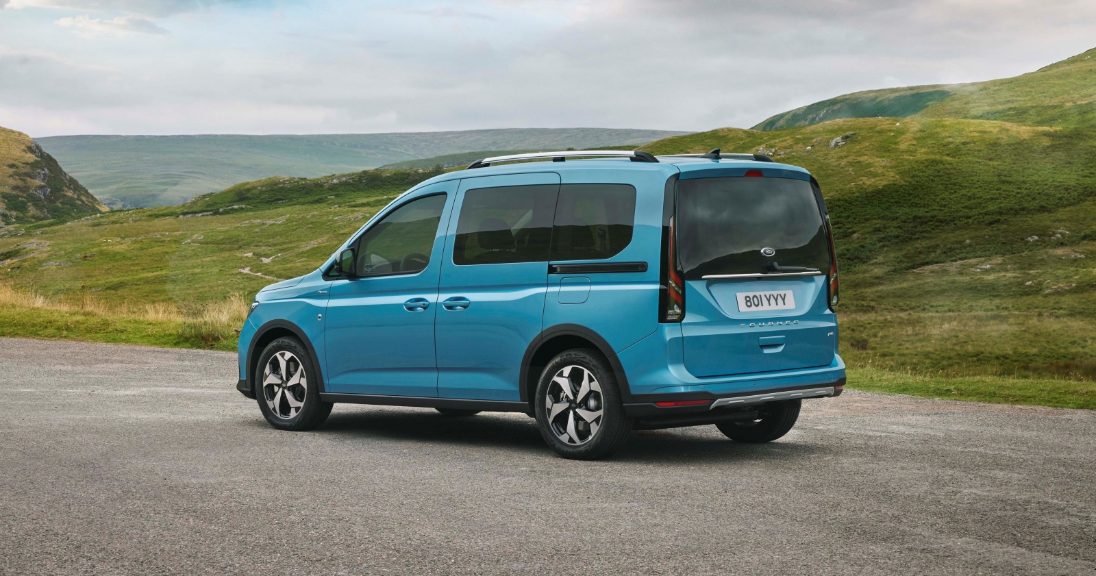 Ford Tourneo Connect Active - tył