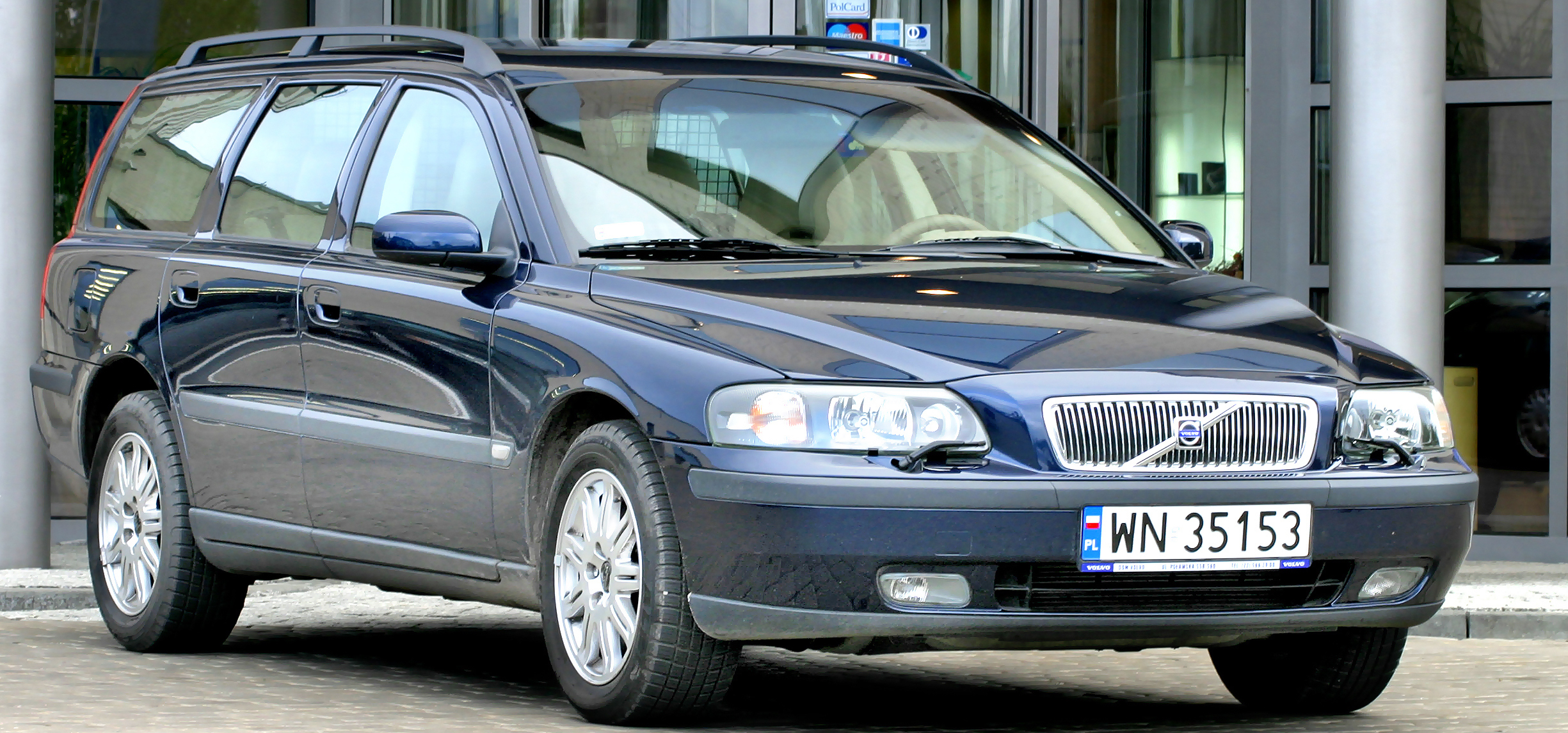 Volvo V70 II
