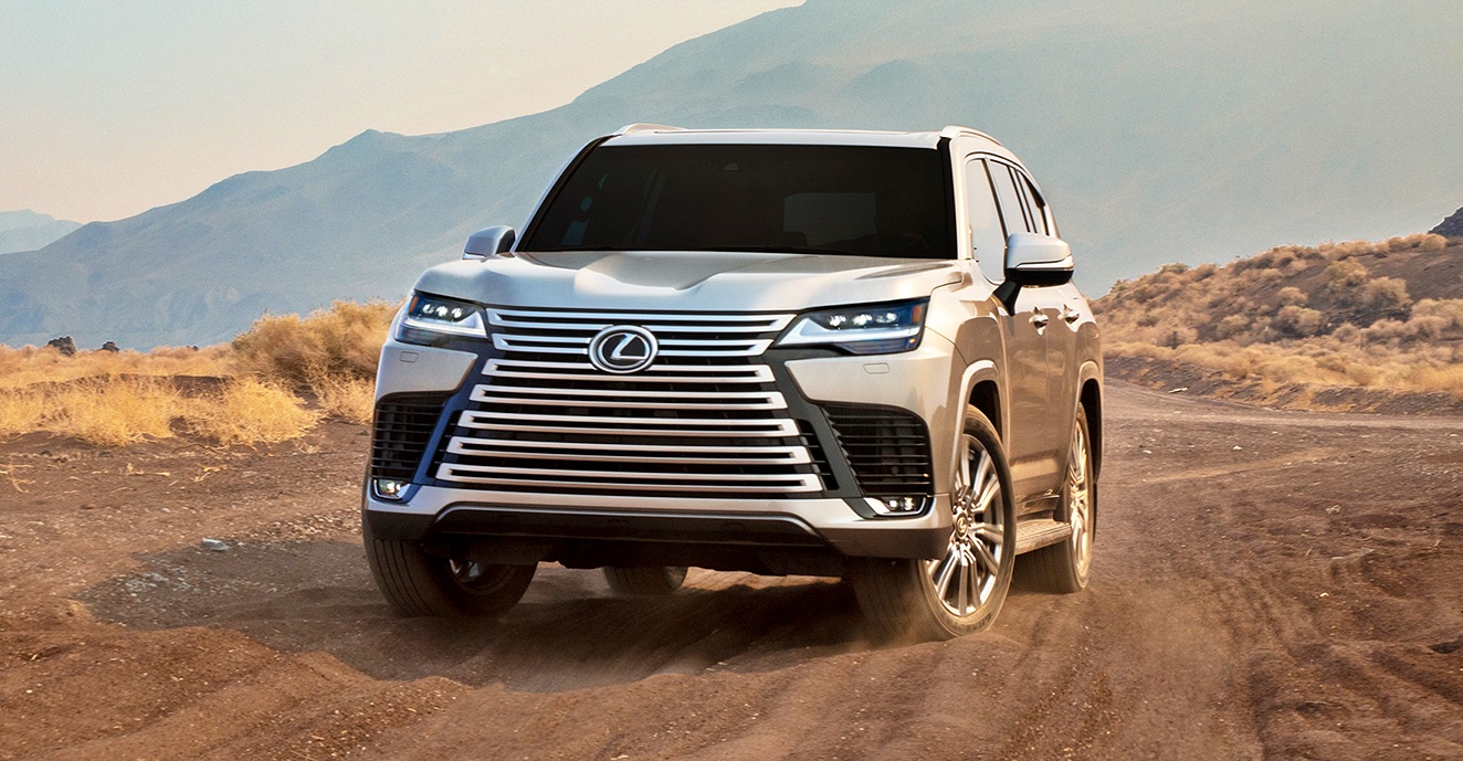 Lexus LX przód