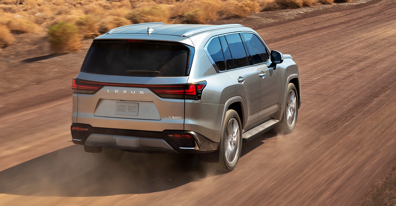 Lexus LX tył