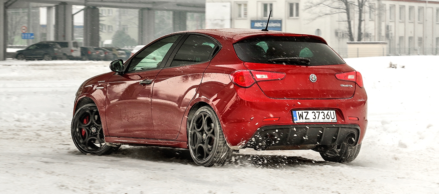Alfa Romeo Giulietta Veloce tył w ruchu