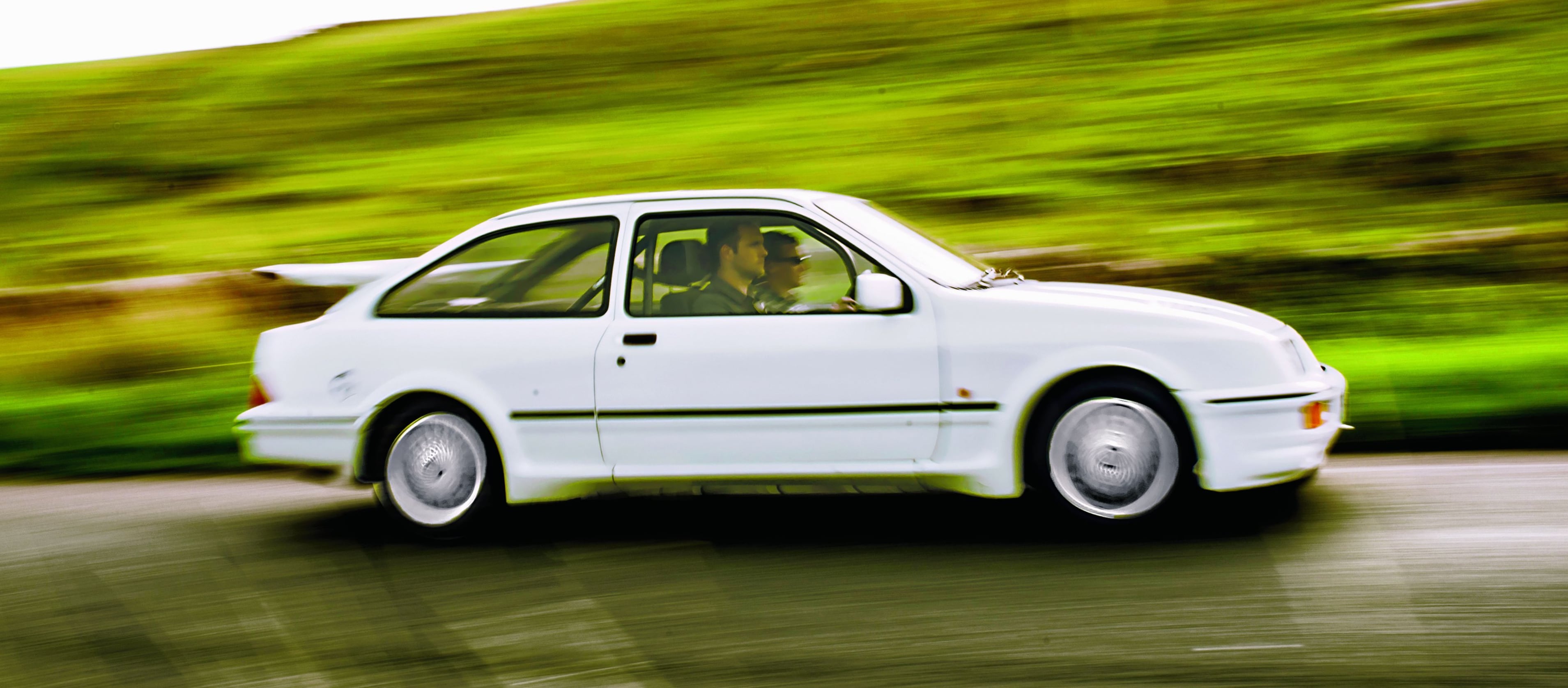 Ford Sierra RS Cosworth bok