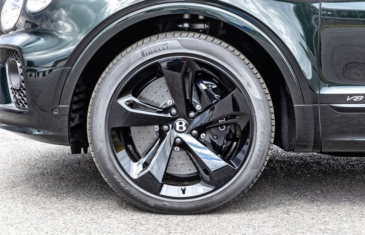 Bentley Bentayga V8 – koło