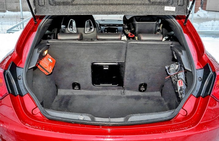 Alfa Romeo Giulietta Veloce – bagażnik