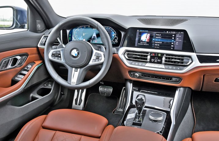 2020 BMW 330e Limuzyna - kokpit