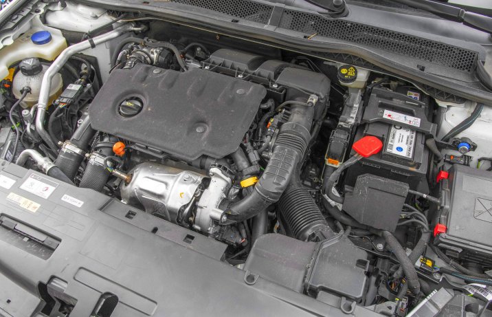 2021 Peugeot 508 SW 1.5 BlueHDi - silnik
