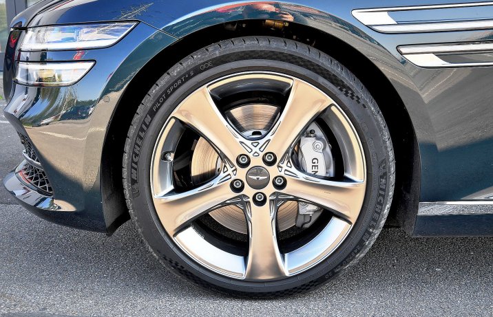 2021 Genesis G80 2.2D - koło
