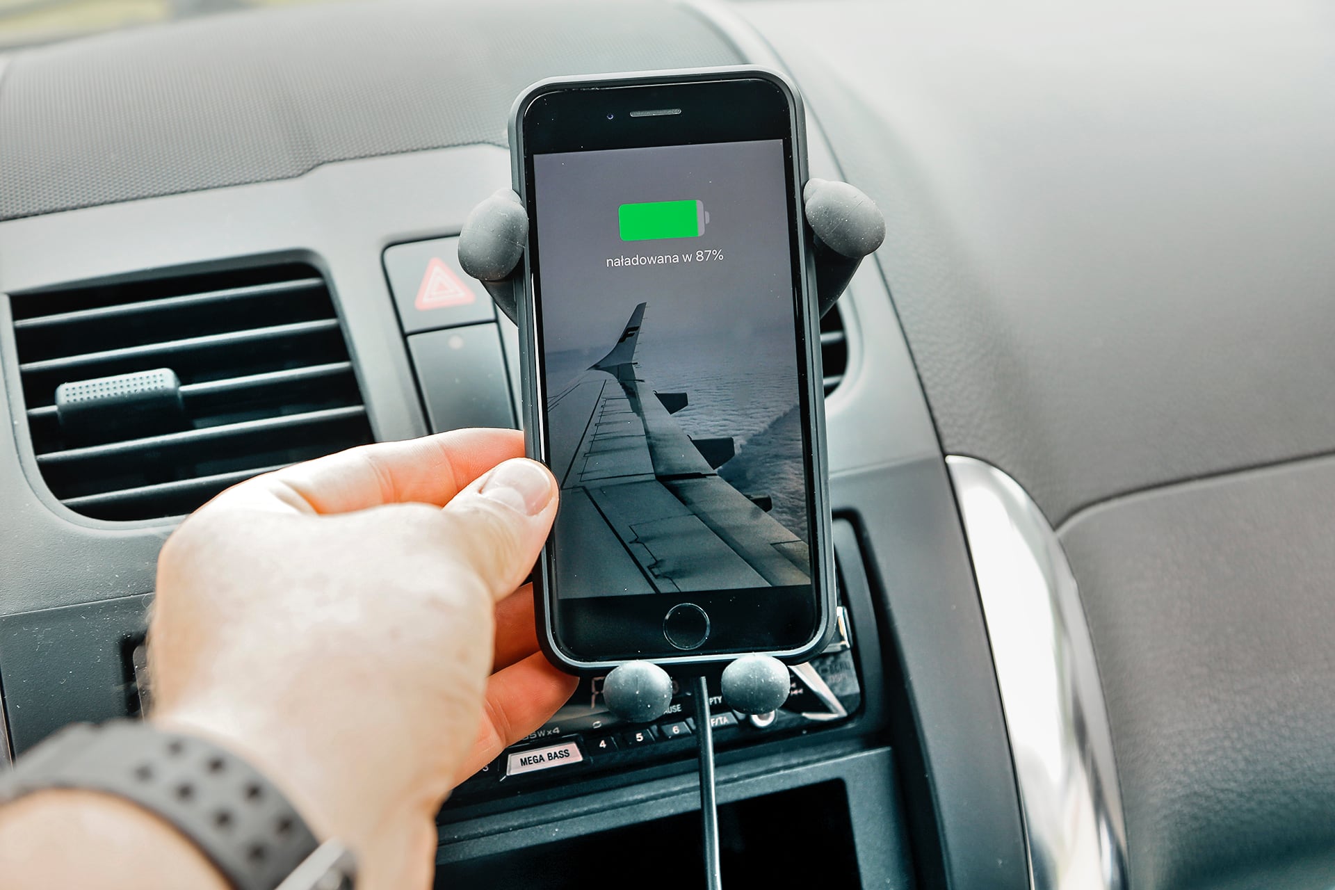 ładowarka indukcyjna