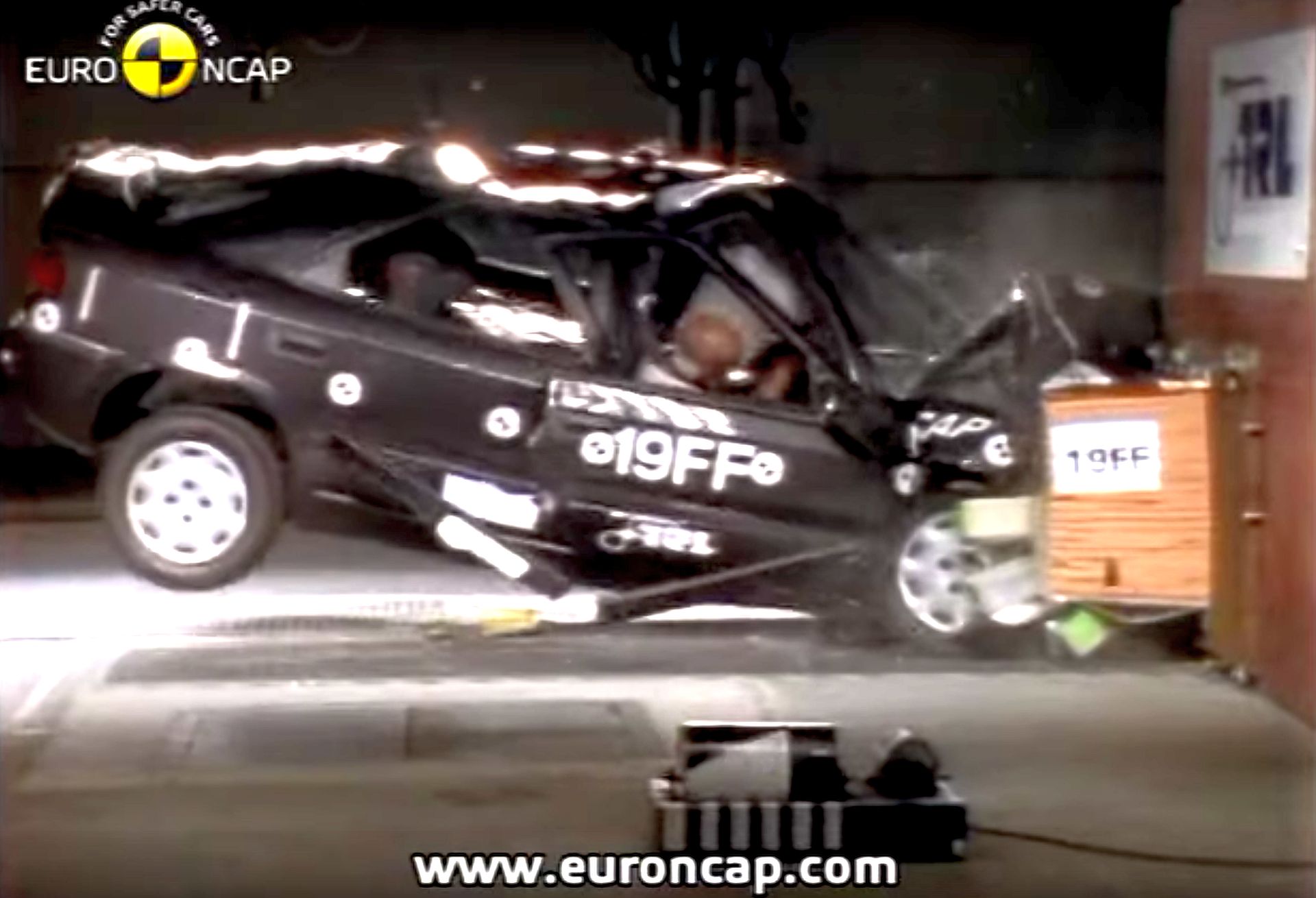 Citroen Xantia - crash test