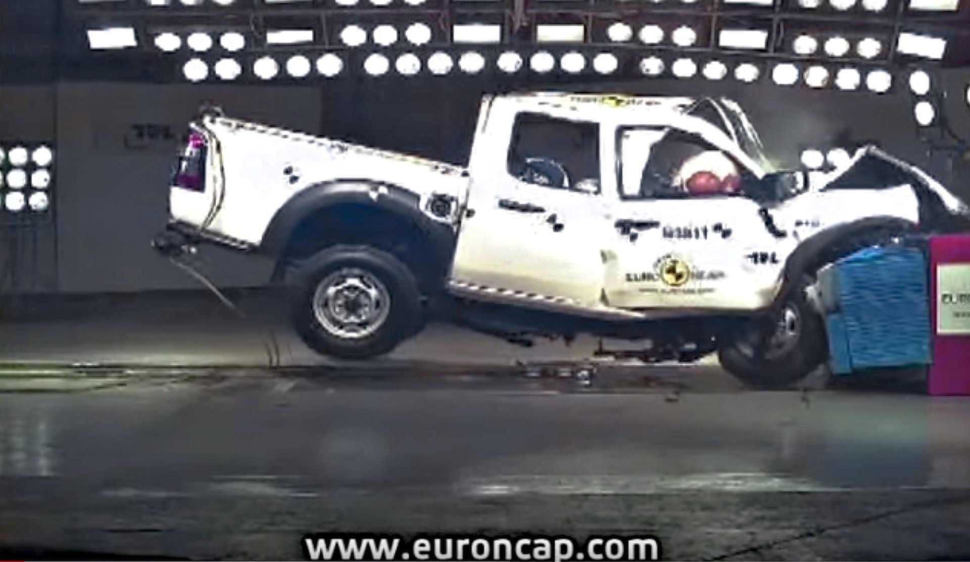 Ford Ranger - crash test
