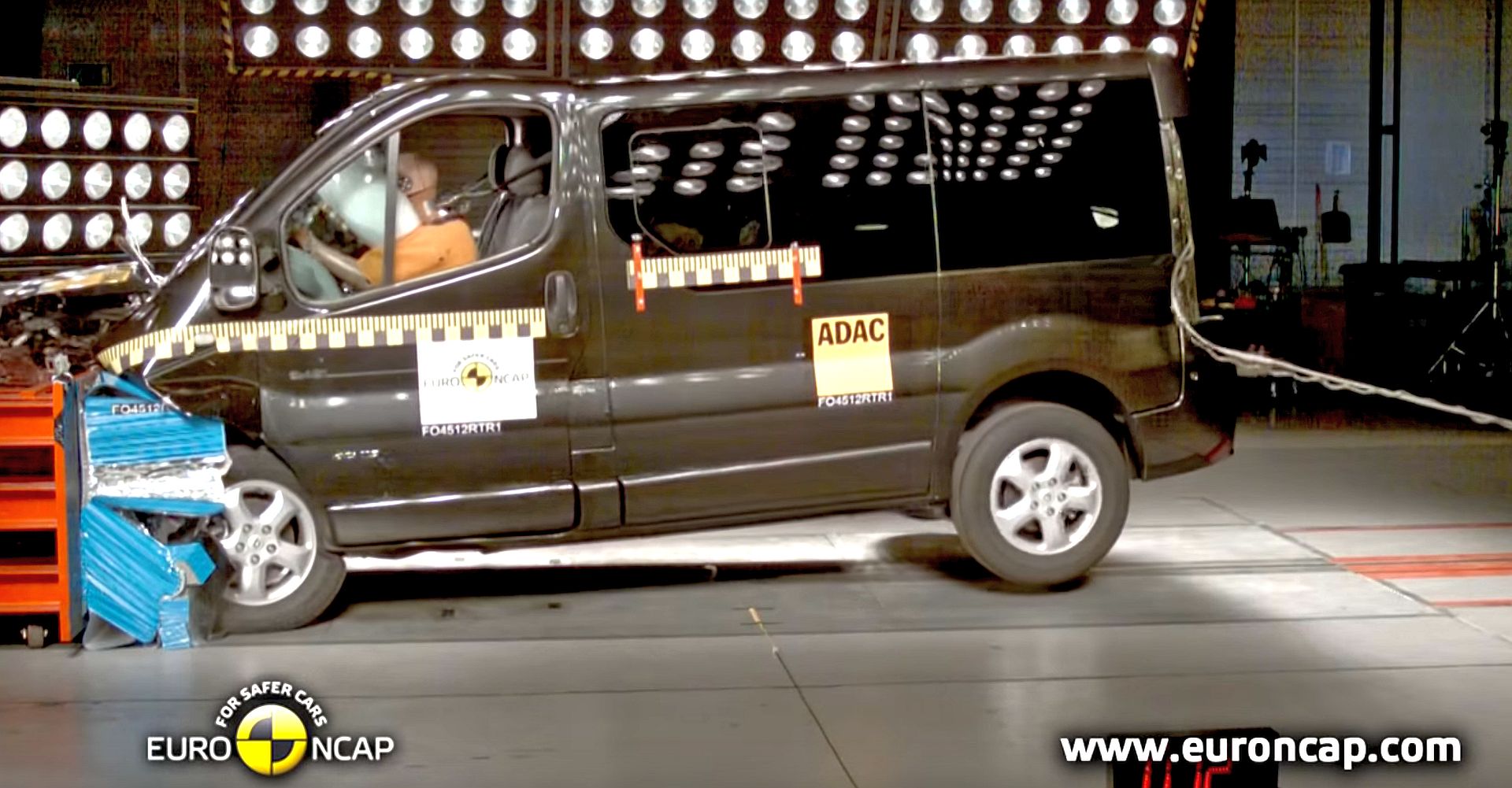 Renault Trafic - crash test