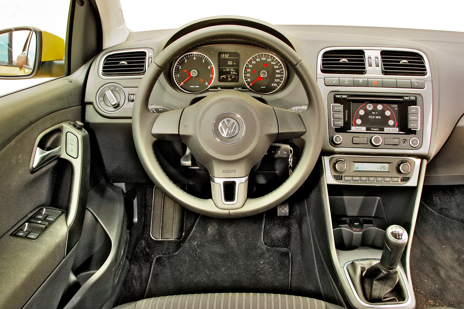 volkswagen polo V kokpit