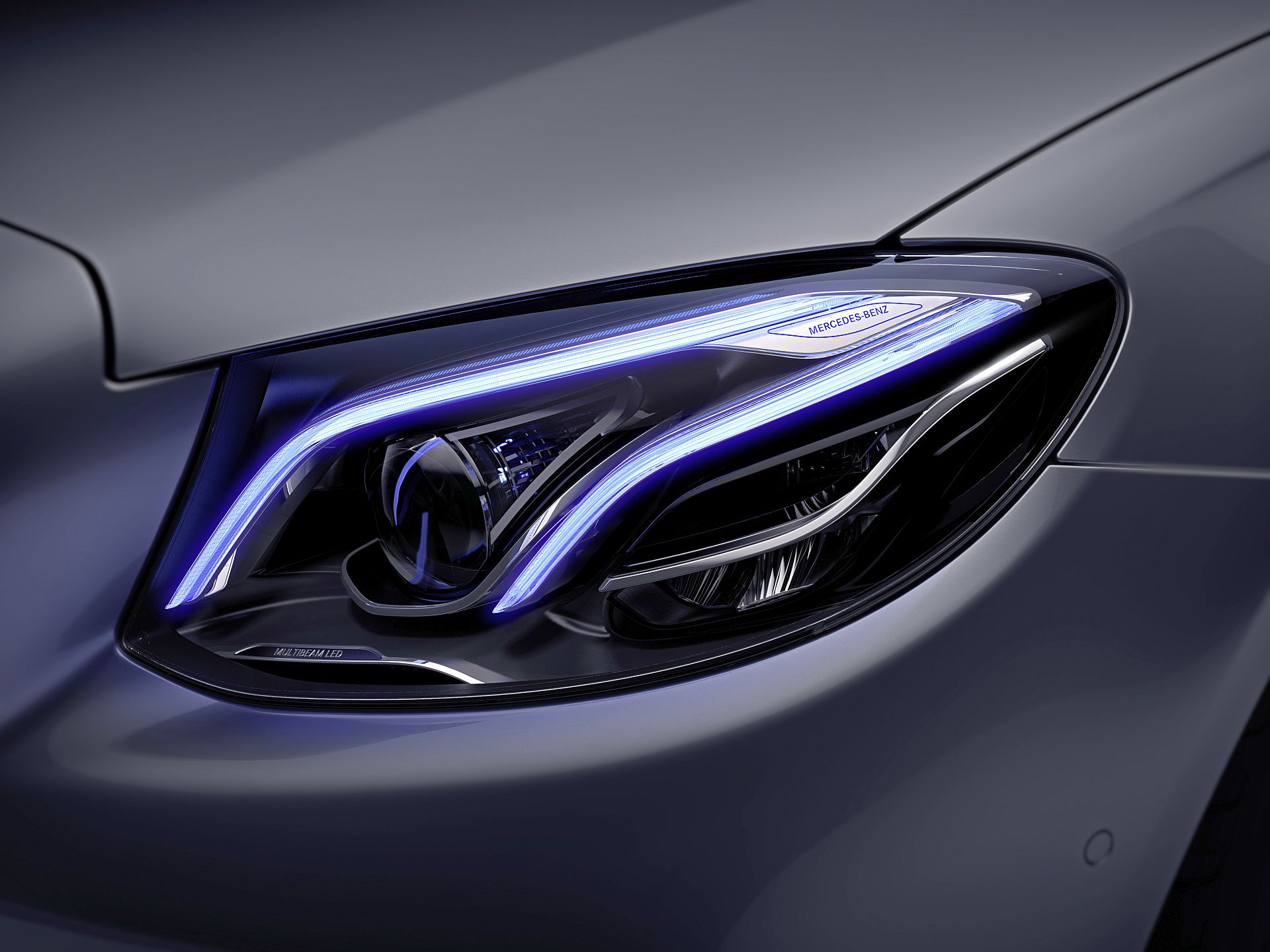 Mercedes klasy E - światła LED