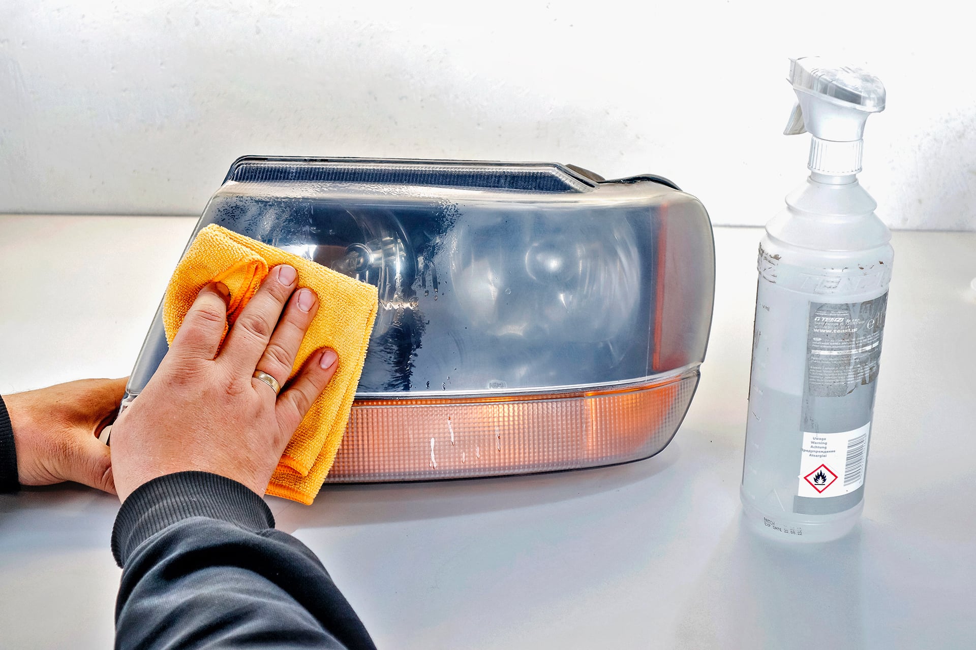 odtłuszczanie reflektora