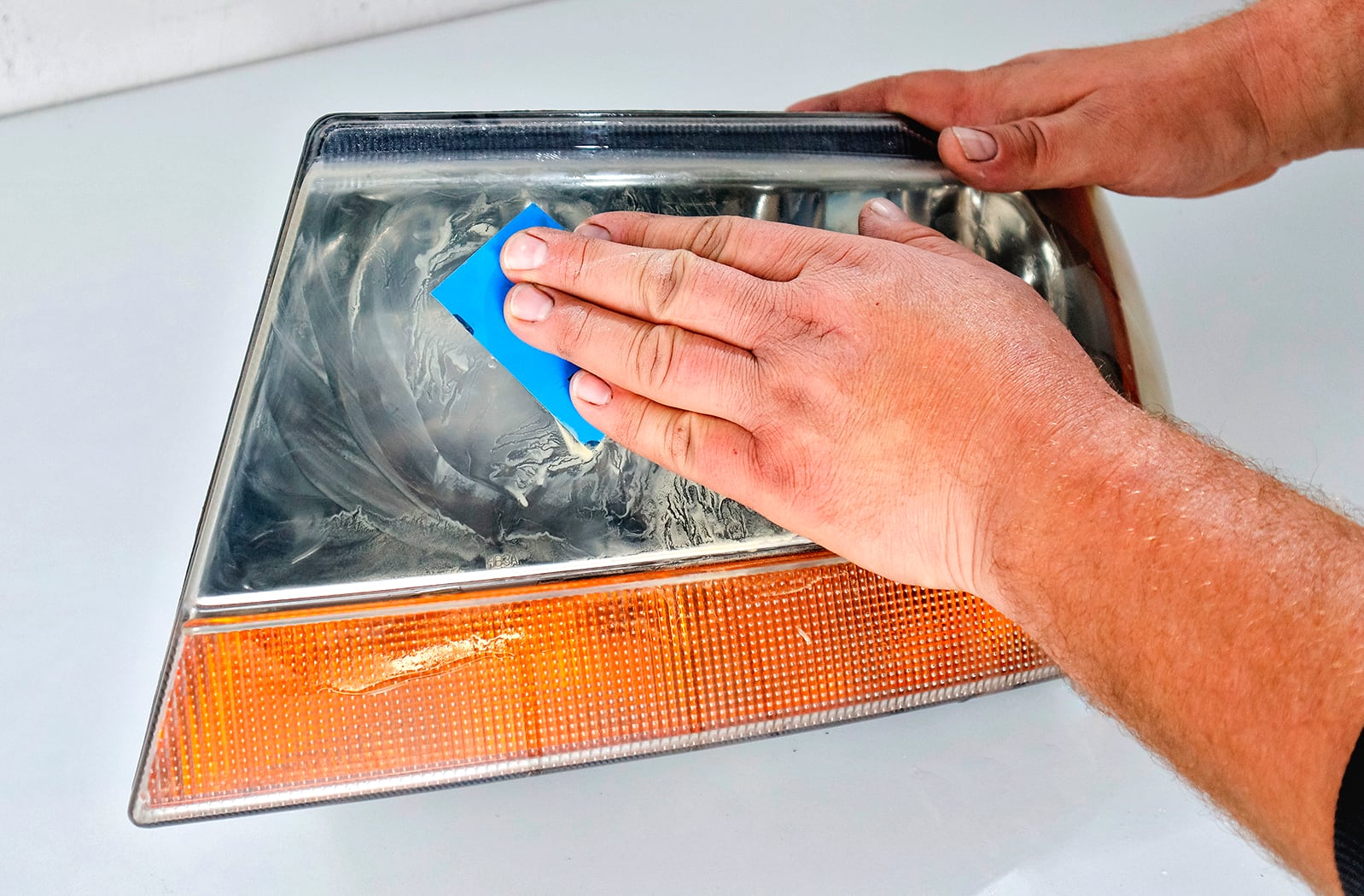 szlifowanie reflektora