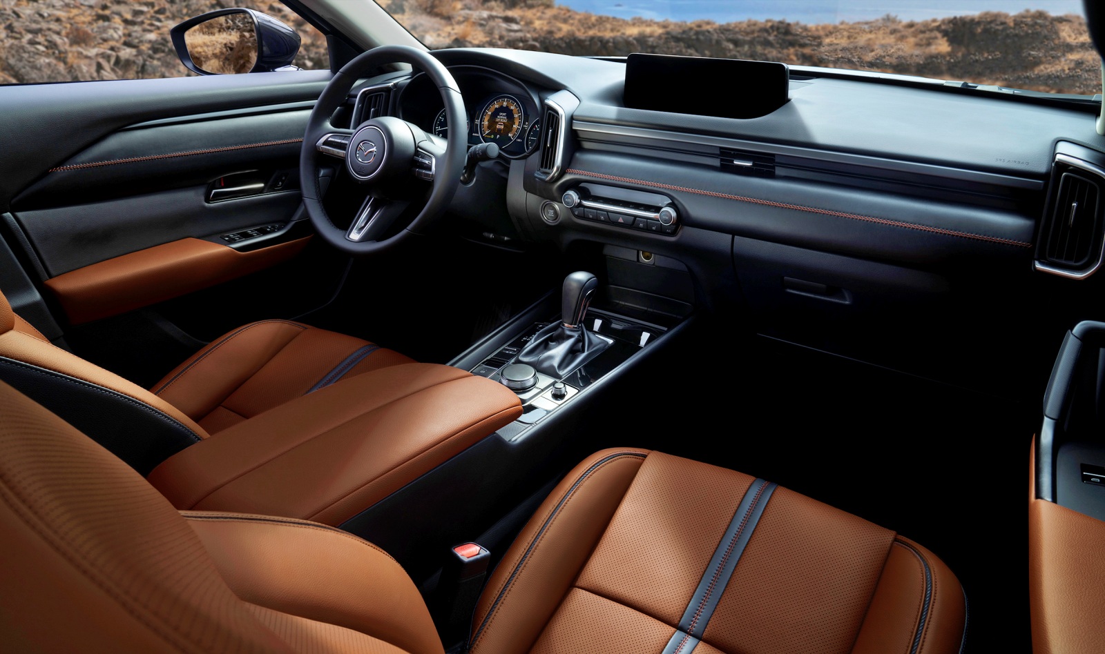 Mazda CX-50 deska rozdzielcza