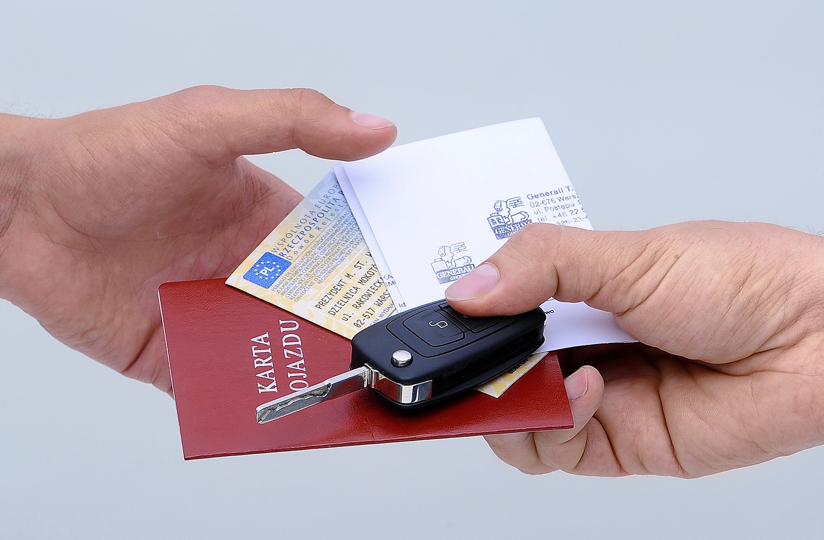 przekazanie dokumentów i kluczyków do auta